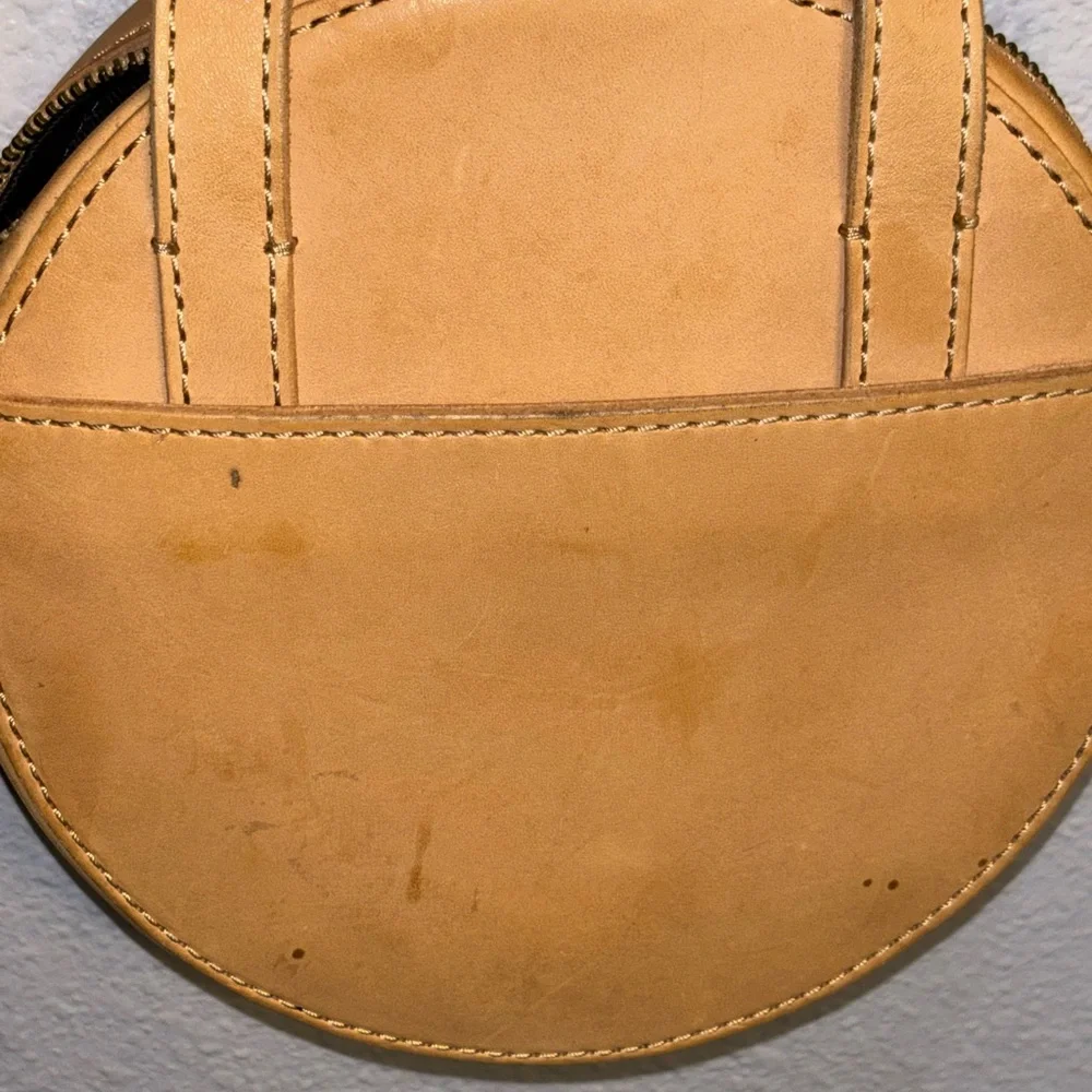 MADEWELL THE JUNO Leather Circle Crossbody Bag WesternCore - Picture 6 of 7